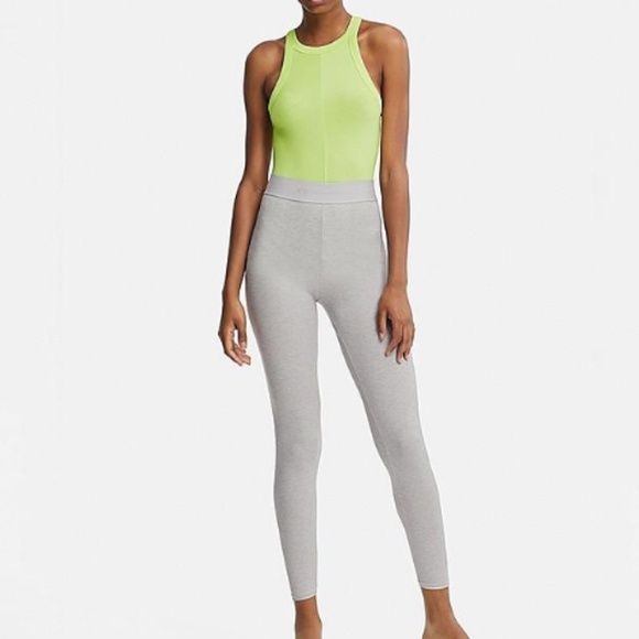 New ALEXANDER WANG x Uniqlo HeatTech Ribbed Racerback Sleeveless Top Neon Green - Picture 2 of 7